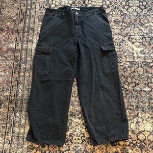 Levi’s ‘94 Baggy Cargo Jean